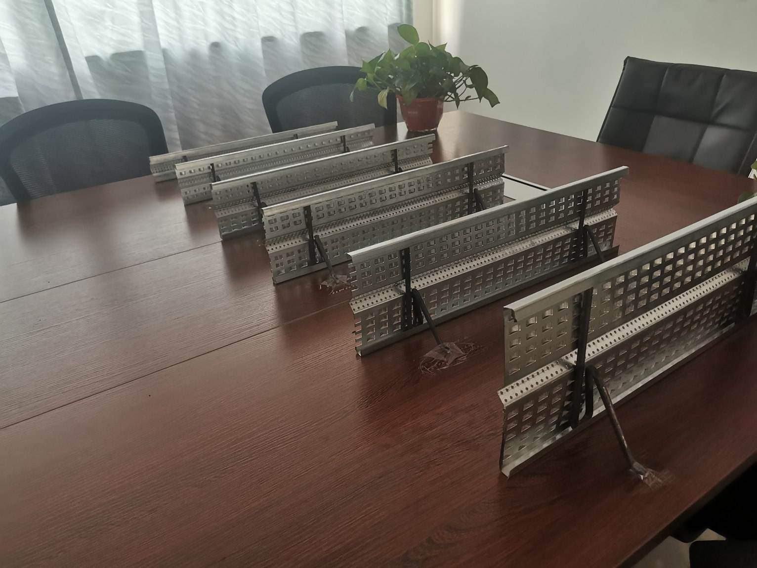 什么是建筑止水鱼鳞网片