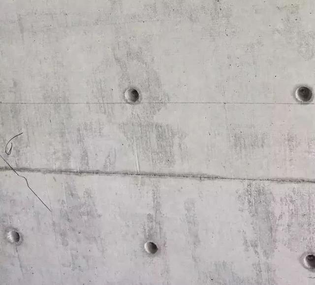 传统止水螺杆和三段式止水螺杆有何不同？