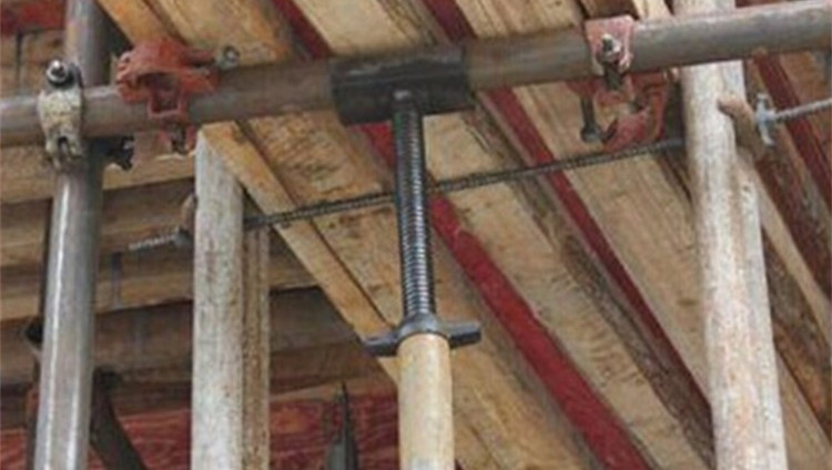 亿度建材建筑顶托使用规范及注意事项